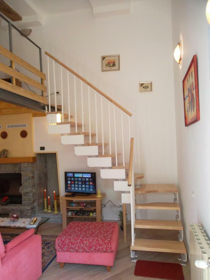Vesna Loft In Luino Apartment Exterior photo